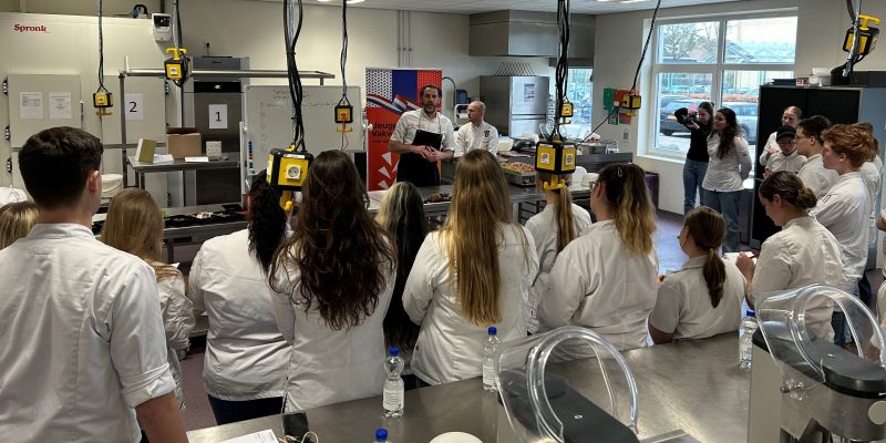 Nieuws: Met een hoofd vol antwoorden de finale van de Jeugdvakwedstrijden in